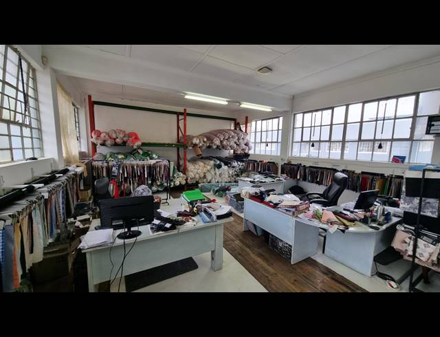 117M² BUSINESS TO LET IN OBSERVATORY